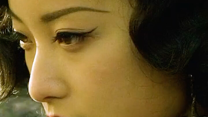 Họ chính là những người phụ nữ sông Tần Hoài lừng danh, và những truyền thuyết về họ cũng cổ xưa như