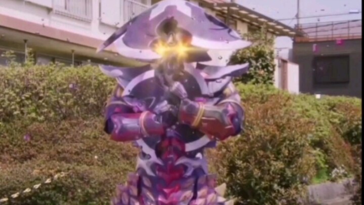 Live||When the "Sentai Oni" in Baotaro encounters the 10th anniversary ED of the Kaizoku Sentai (cur