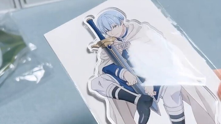 Thật hiếm khi có thể miêu tả một cô gái xinh đẹp như muốn khóc.