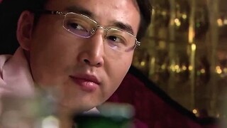 小混混在包厢里横行霸道不料包厢里人都是特警这下子惨了