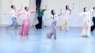 [Gai Gai] A cute Chinese style dance "By the Butterfly Spring" / original choreography / random shot
