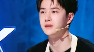 夸赞？指出瑕疵？还是给予建议？作为这街专业舞者队长，该说的，他每一样都从未落下。