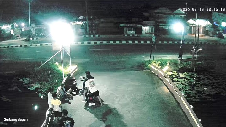 tawuran gess bahaya, ini terekam cctv woowe