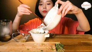 Cơm cá hồi, sushi cá hồi, kim chi trắng, canh rong biển cuối #amthuc