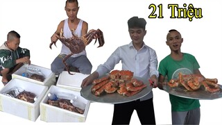 Bữa Ăn 21 Triệu Đêm 30 Tết   Anh Em Tam Mao Chơi Lớn Ăn Tết Bằng 4 Con Cua Hoàng Đế Siêu Khủng