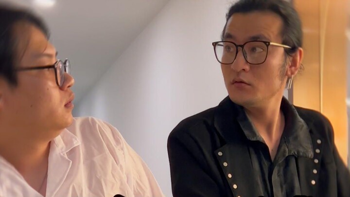 "Phỏng vấn cấp cao"