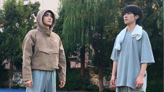 -Apakah kalian saling kenal? -Kebetulan sekali, kami sebenarnya saling kenal.