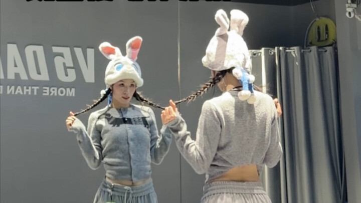 เฉิงเฉิงเผยการวิเคราะห์ท่าเต้น "Zoo" แล้ว! รีบเรียนรู้ให้ทันกระแสฮอตนี้กันเลย!!!