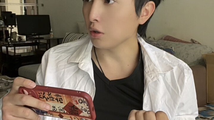 Lễ kỷ niệm vẫn không lay chuyển được bạn sao?