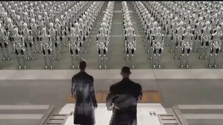 在这里有上千台一模一样的智能机器人，但其中有一个却是被通缉的杀人犯