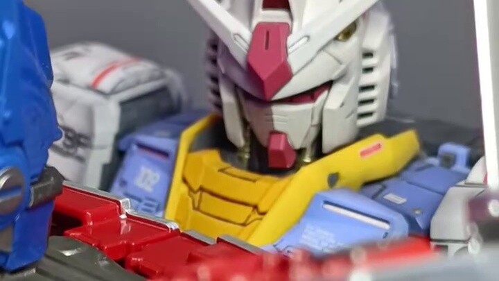 [Rabbit Boss] Saya membiarkan Optimus Prime dan Gundam melahirkan nenek moyang Optimus? Warna penamp