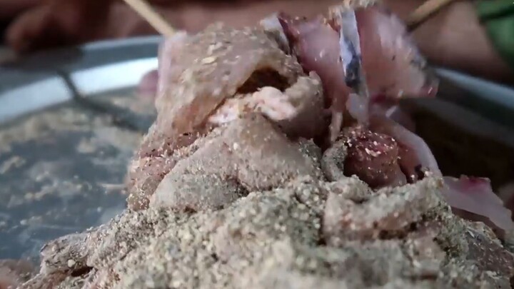 Đi Thăm Bẫy Cá Và Cách Chế Biến Gỏi Cá Theo Kiểu Nhịp Sống Miền Núi