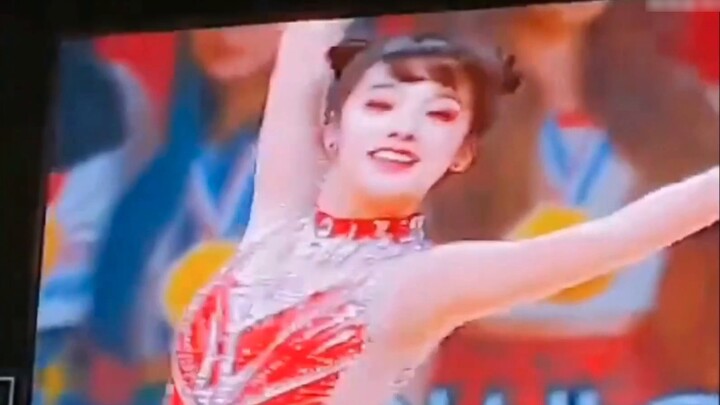 【Kuan Qi】"Hari itu saya mewawancarai seorang gadis yang tampak seperti peri"