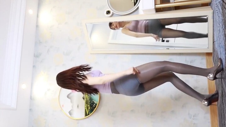 Tarian Plaza Xiao Jun