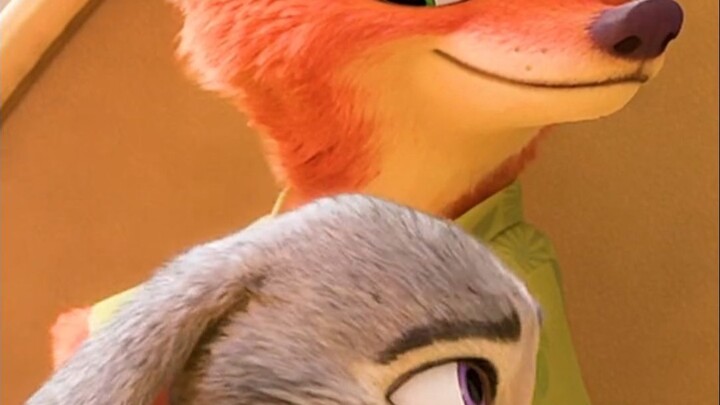 Nhà sản xuất lại nịnh Trung Quốc đến thế sao?