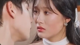 Gadis menggoda ini ditolak saat kencan buta, tetapi CEO jatuh cinta padanya