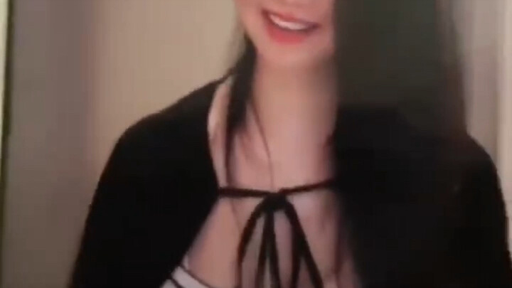 何雪子luo ］