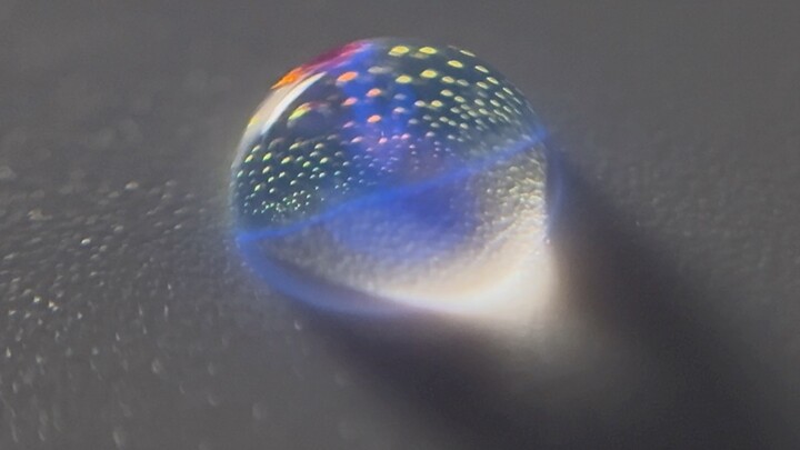 أتركُ النصوص لكم!