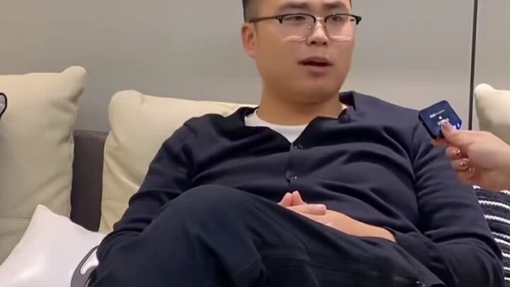 พี่ชายพูดถูกต้องทุกอย่าง