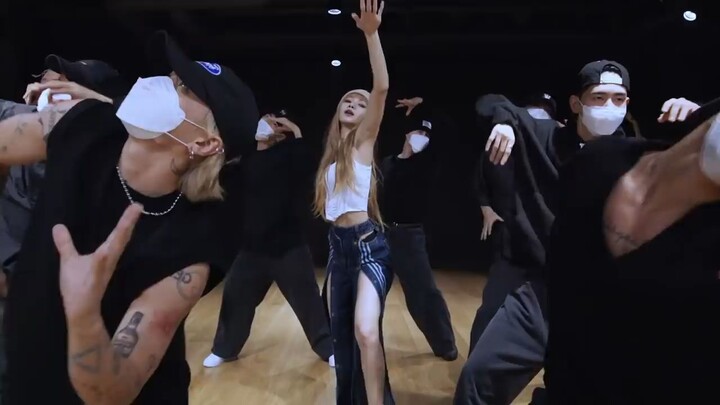 MONEY!- Lisa (blackpink)