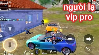 PUBG Mobile - Công Khai Quay Clip Xem Phản Ứng Người Lạ | Team Đại Gia Huyết Nha + Tesla..