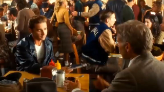 Phim Kiến Ăn Thịt Người - review phim Indiana Jones và Vương Quốc Sọ Người p4