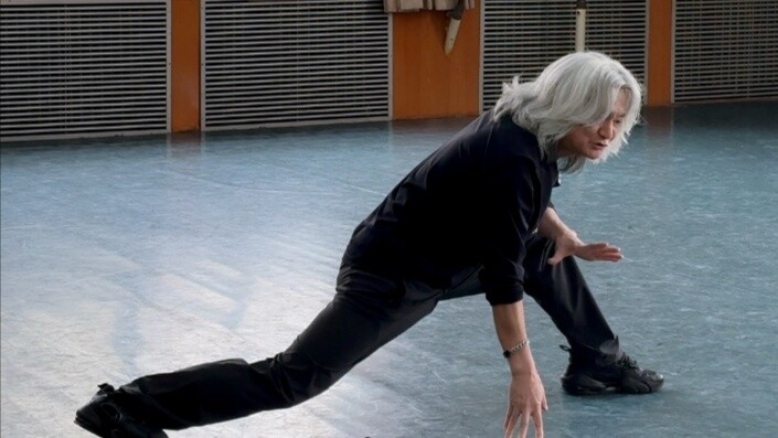Immersive experience in the class of the 67-year-old teacher of Beijing Dance Academy