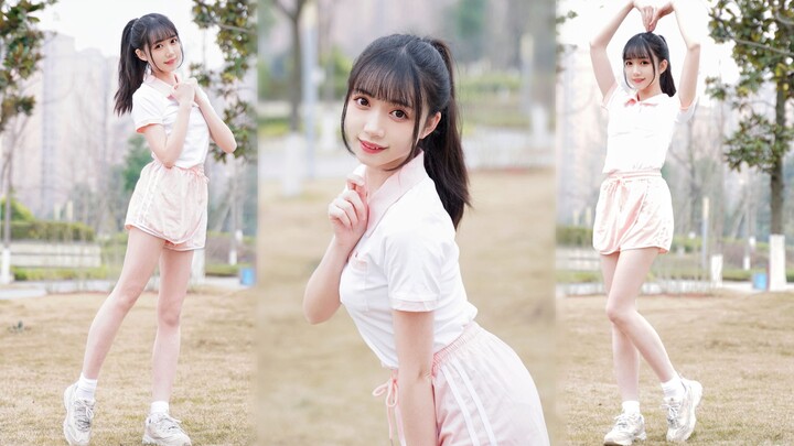 زميلة الدراسة اللطيفة تنبض قلبها بشدة تجاهك ❤ 【شياو فنغ】