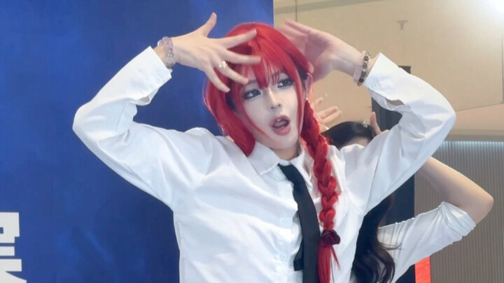 ในที่สุดฉันก็ได้ขึ้นเต้นบนกำแพงสี่ด้านแล้ว! โชว์ถนนของเด็กหนุ่มรุ่น 04 fx "4walls" โดยจองซูจี