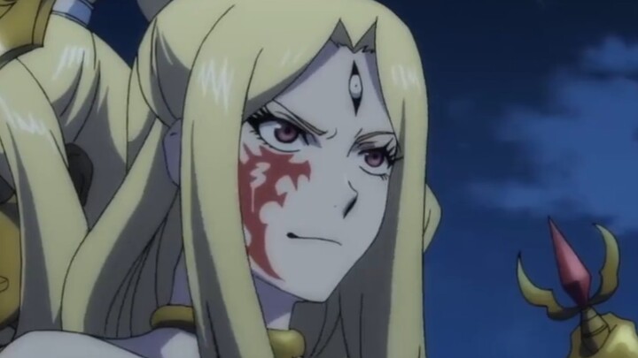 هي أرفع ملكة في هذه الدولة النسوية، والرجال في عينيها لا يُعتَبَرون شيئًا على الإطلاق.