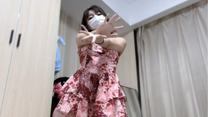 跳一下jisoo 的（flower）～副歌部分哦