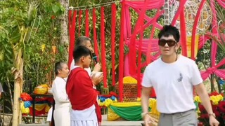 นุ๊ก​ ก่อนไปศรีสะเกษ​ ทำบุญ​ก่อน​ อนุโมทนา​สาธุ​ครับ​🙏🙏🙏