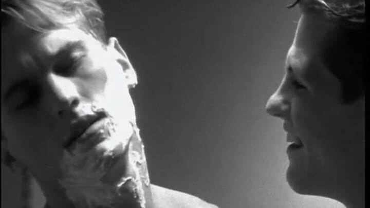 Abducting Straight Guys to Relive Memories