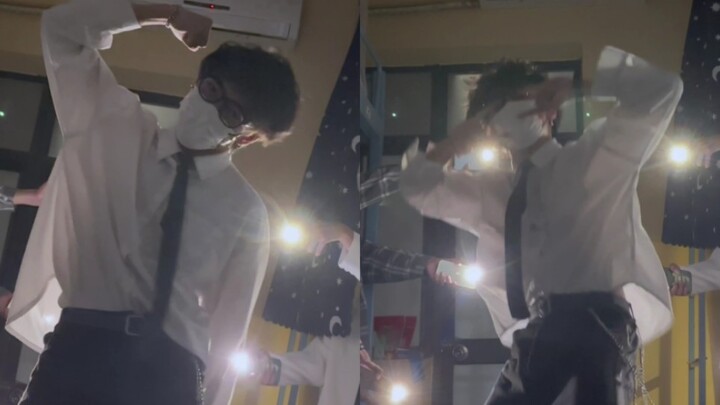 Dormitory Light Show Dan Menier Edition