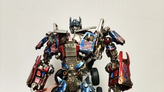 Send an old Optimus Prime, which is transformable