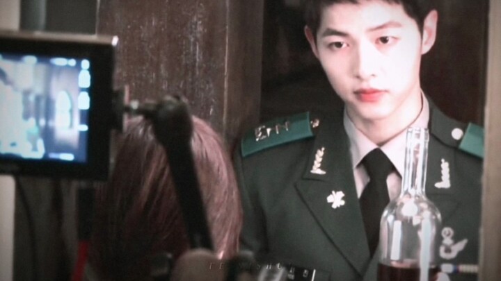 [Song Joong-ki Behind the Scenes] There’s an intangible flair about top-tier actors that you just ca