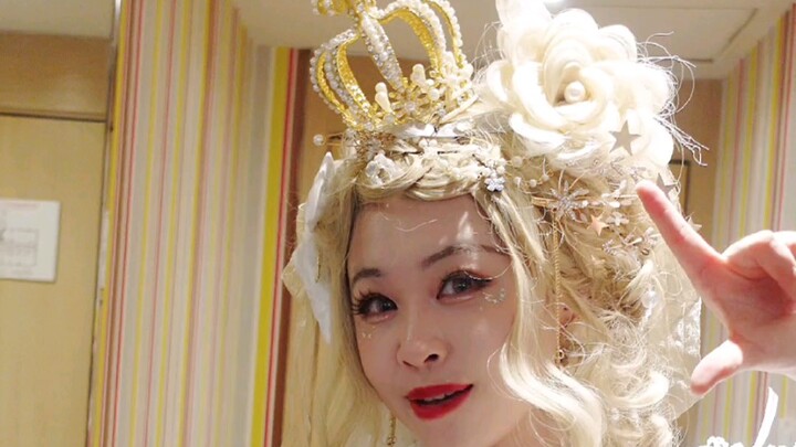 وقّعت أكثر من 600 توقيعًا على البضائع في معرض ناننينغ! سجل يومي في فيديو لوج