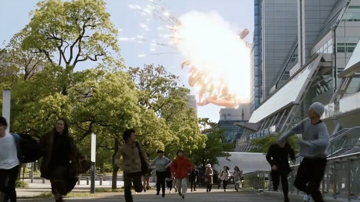 This may be the rarest shot in Ultraman