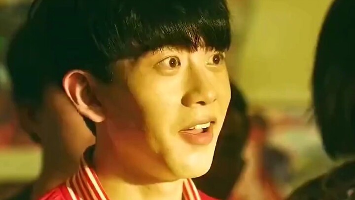 Guru: Saat aku main Street Fighter, kamu masih berupa sel!