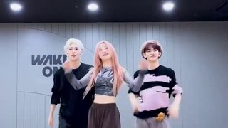 Video khiêu vũ Shen Xiaoting x Zhang Hao x Ricky "Kep1er - Grand Prix" đã được phát hành!