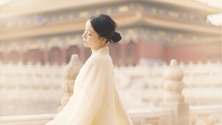 ตอนที่สามของสารคดีขนาดใหญ่ของ Wang Hengheng เรื่อง A Dance in the Forbidden City เป็นเรื่องเกี่ยวกับ