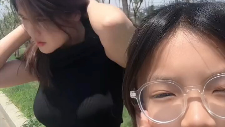 Ketika kamu punya seorang ibu kelahiran 90-an yang kekurangan energi vital, setiap hari dia selalu j