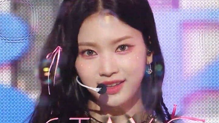 مسرح أداء أغنية STAYC الجديدة Bubble 230826