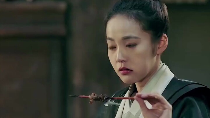 Master math, physics, and chemistry—then you can roam the world without fear! This guy time-travels 