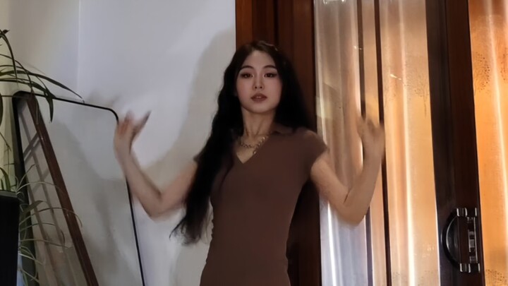 摆尾翻跳|火辣辣的夏天当然要跳火辣辣的泫雅～～