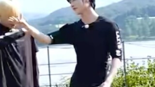[ริกกี้ เซิน ฉวนรุ่ย] ริกกี้: ฉันยังเป็นไอดอลอยู่เลย ทำไมฉันต้องพูดถึงการแต่งงานและความรักด้วย (หน้า