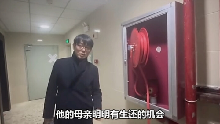 It’s not that he doesn’t know how—it’s that he can’t open the life-saving door.