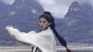 剑舞？舞剑？居然有人说我不出外景，不穿长裙？