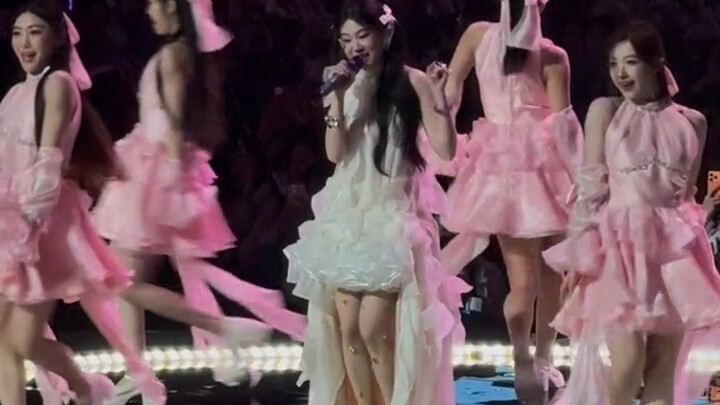 Sigh, even my own song sounds this ragged—no wonder netizens are slamming me; I rushed my debut way 