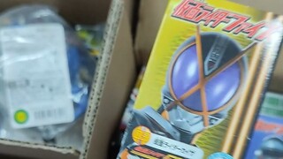 耗资1.5W，拿了一批中古二手货，产品竟然过期了20年！